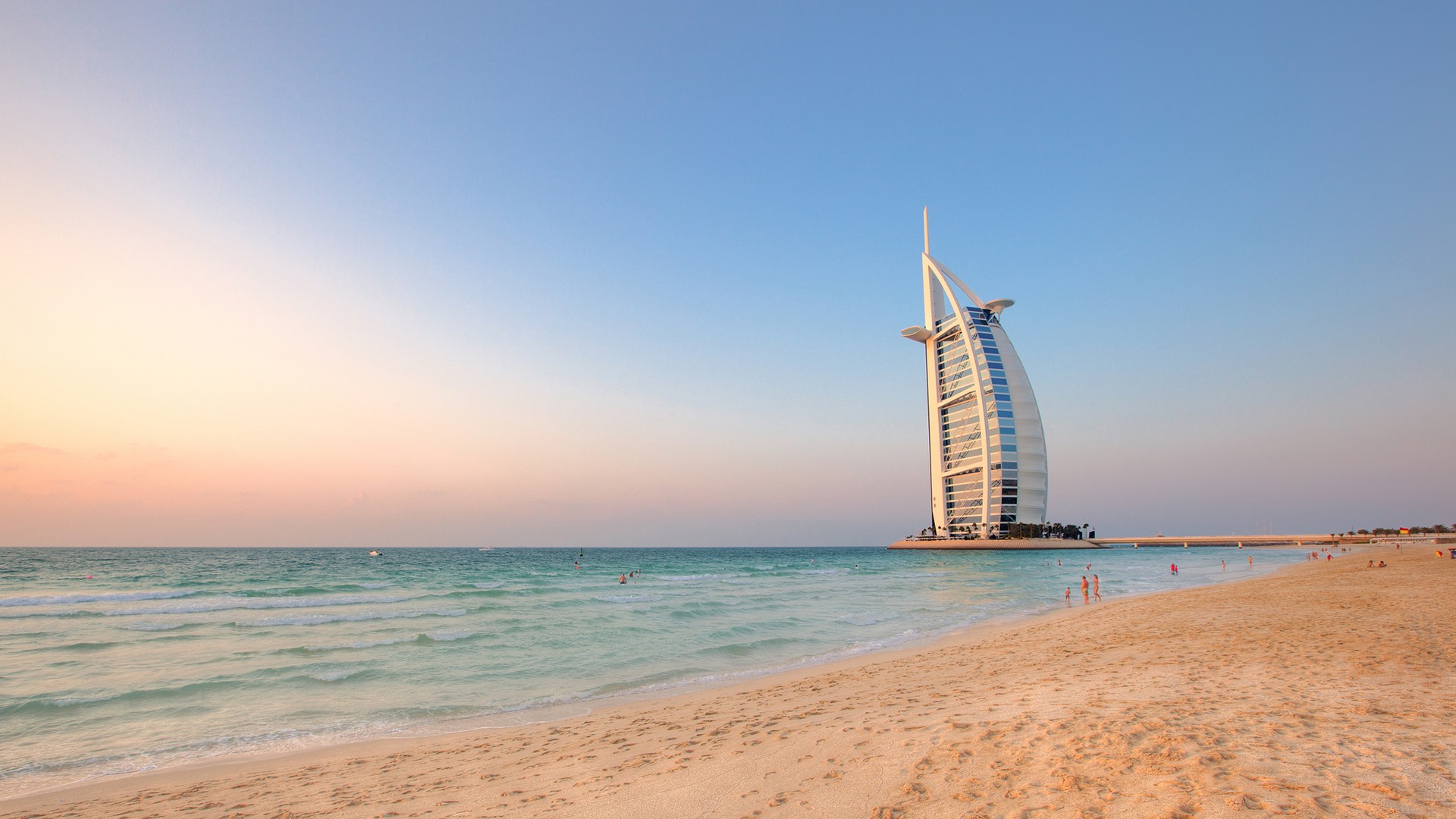 ОАЭ: пляж Jumeirah Beach